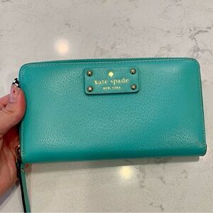 Kate Spade Turquoise Wallet